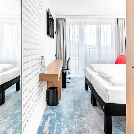 Ibis Styles Relax מלון