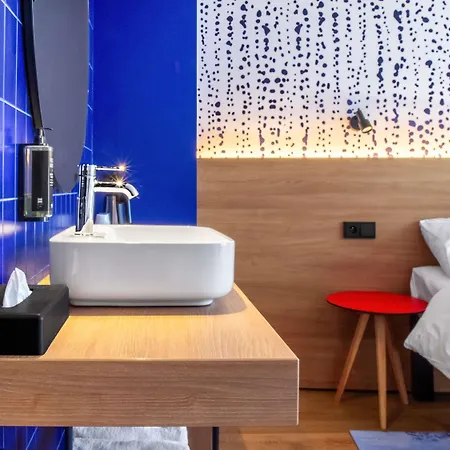 Ibis Styles Relax 4*